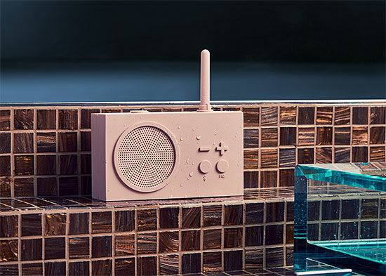 Mobiles UKW-Radio / Bluetooth-Lautsprecher "Tykho 3", Version in Rosa von Lexon