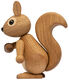 Holzfigur "Eichhörnchen Hazel" - Design Chresten Sommer von Spring Copenhagen
