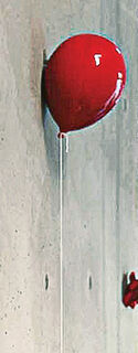 Wandobjekt "Ballon rot", Keramik