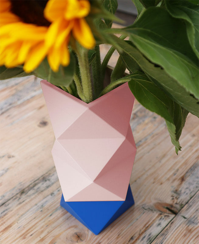 Vase "Origami Kobalt Blau" (ohne Deko), große Version von KLOQ